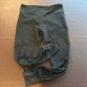 💥Buy 2 Get 1 Free💥 Fabletics Black Demi Lovato Collection 7/8. Leggings